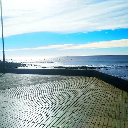 2 Bedrooms Sea View 100 Meters From Ocean Los Cristianos (Tenerife)
