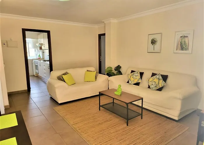 2 Bedrooms Sea View 100 Meters From Ocean