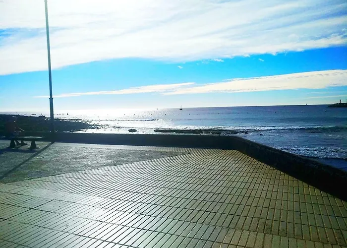 2 Bedrooms Sea View 100 Meters From Ocean Los Cristianos (Tenerife)
